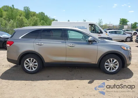 2016 Kia Sorento 2.4L Lx z USA, uszkodzony, nr VIN 5XYPGDA3XGG082589